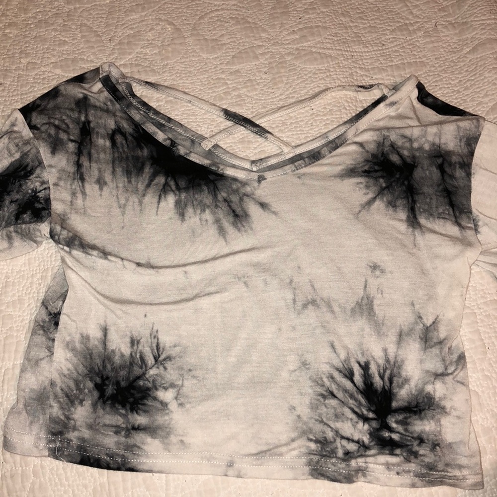 Marble tee